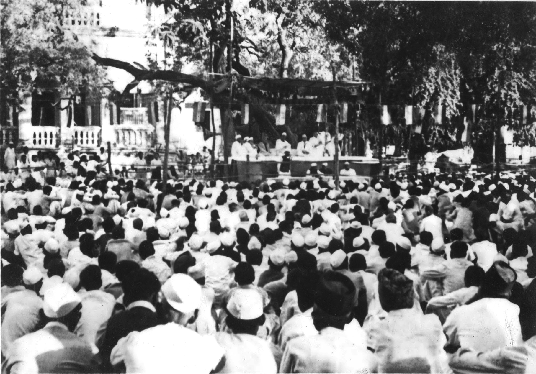 Workers meeting in shantisadan